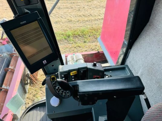 Massey Ferguson 7274 CEREA - حصادة شاملة: صور 3 Massey Ferguson 7274 CEREA - حصادة شاملة: صور 3