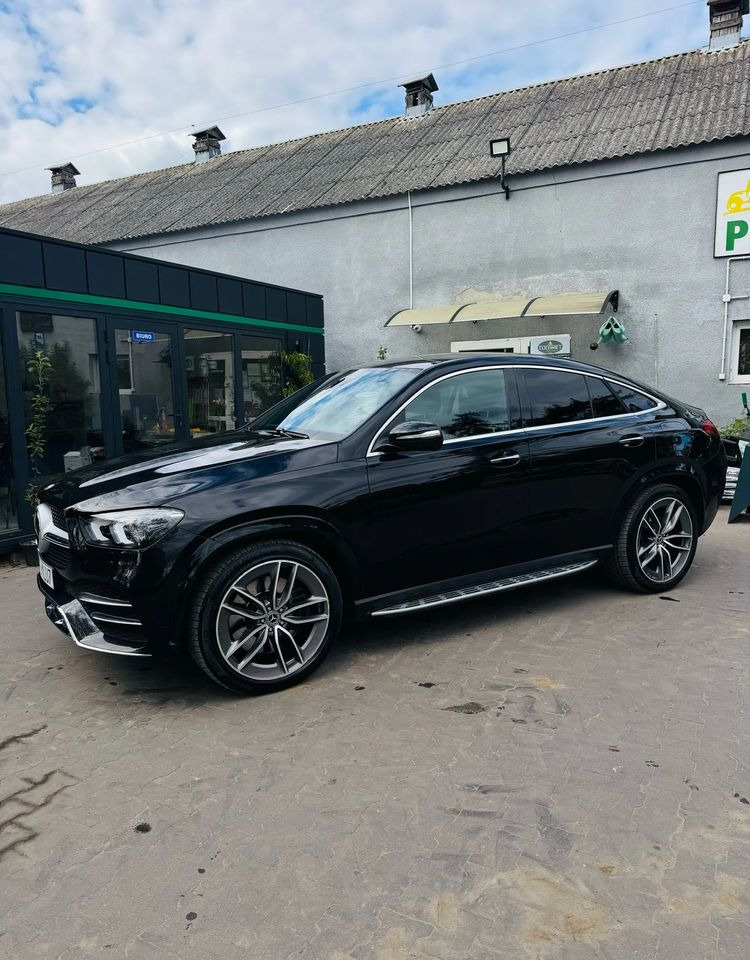 Mercedes-Benz GLE - سيارة دفع رباعي: صور 1 Mercedes-Benz GLE - سيارة دفع رباعي: صور 1