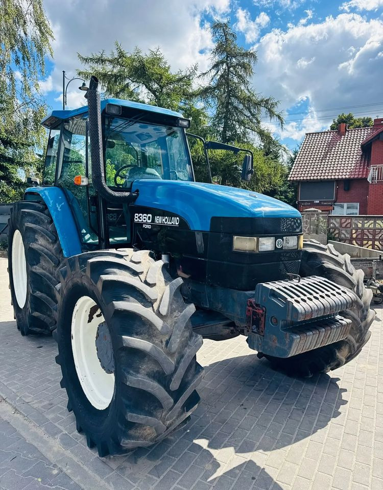 New Holland 8360 - جرار: صور 3 New Holland 8360 - جرار: صور 3