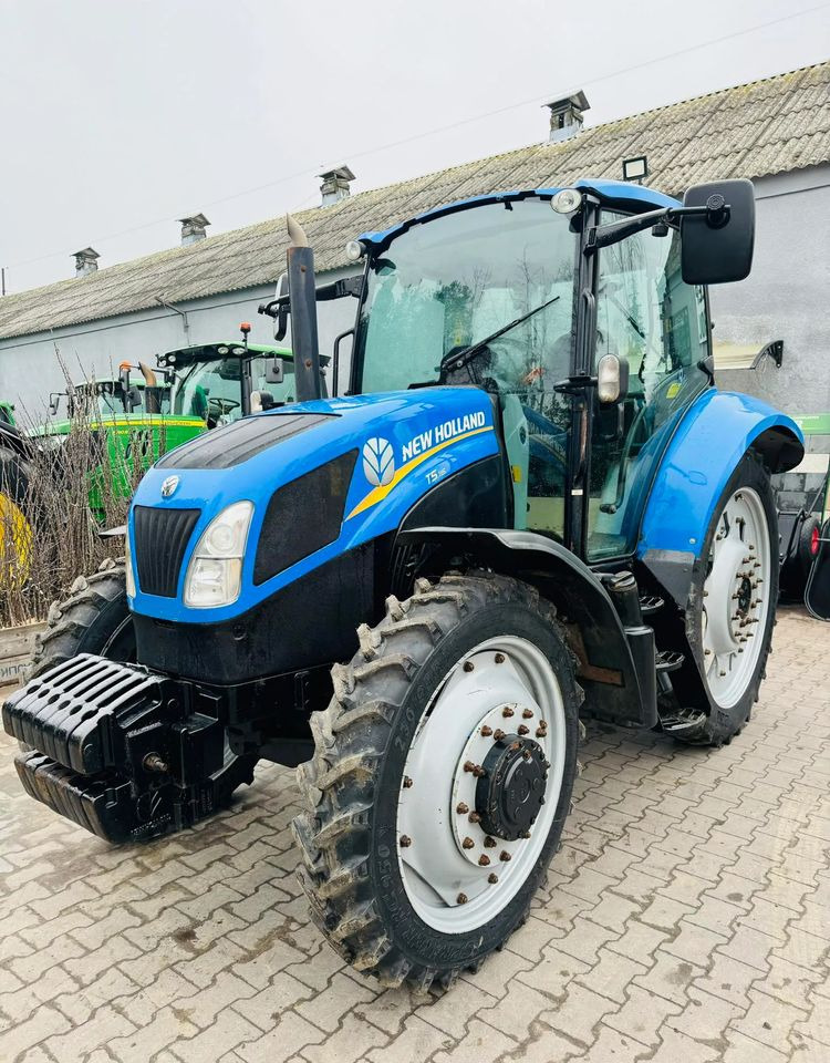 New Holland T5.115 - جرار: صور 3 New Holland T5.115 - جرار: صور 3