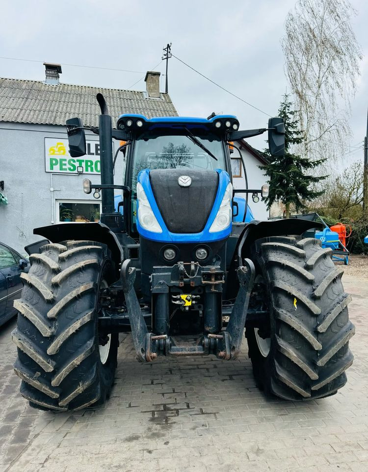 New Holland T7.230 AUTOCOMMAND - جرار: صور 5 New Holland T7.230 AUTOCOMMAND - جرار: صور 5