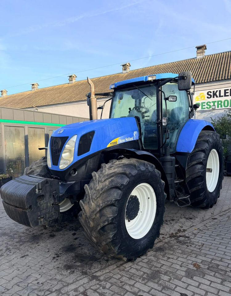 New Holland T7050 - جرار: صور 2 New Holland T7050 - جرار: صور 2