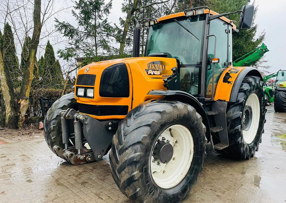 Renault Ares 826 RZ - جرار: صور 2 Renault Ares 826 RZ - جرار: صور 2