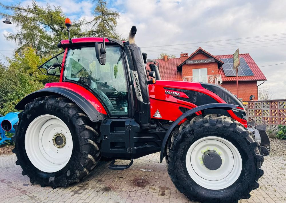 Valtra T194 Versu Twin Trac - جرار: صور 3 Valtra T194 Versu Twin Trac - جرار: صور 3