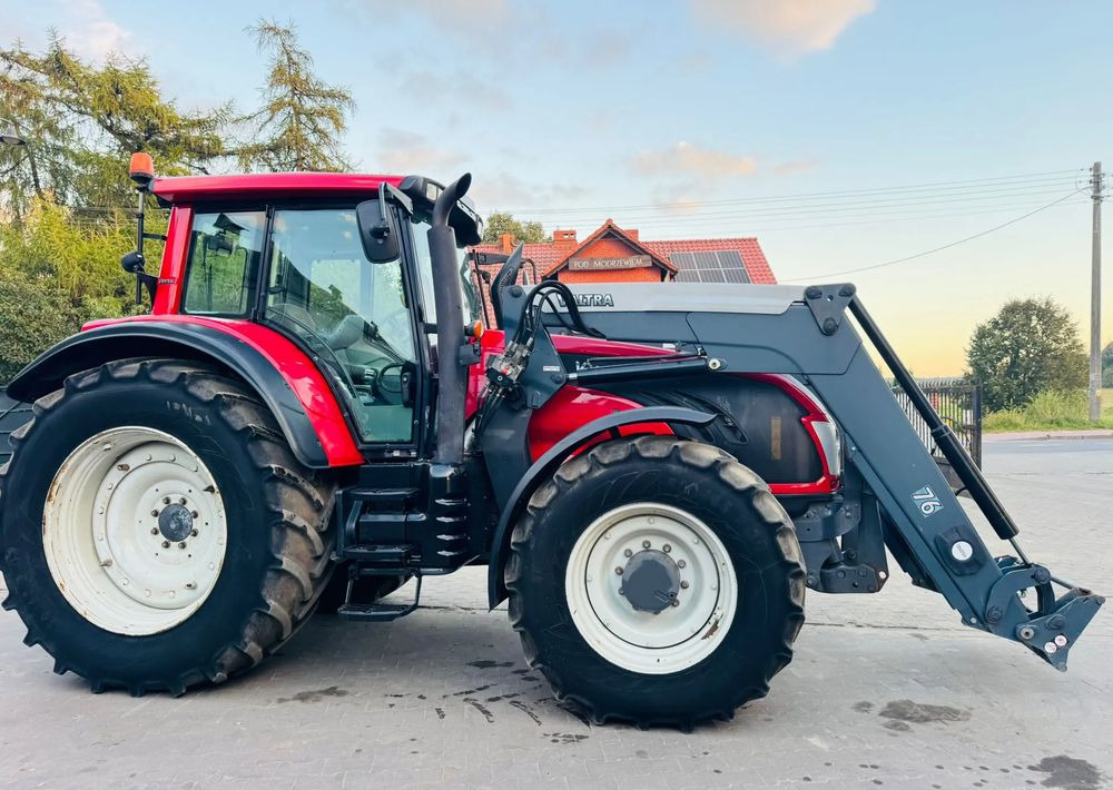 Valtra T213 Versu - جرار: صور 2 Valtra T213 Versu - جرار: صور 2