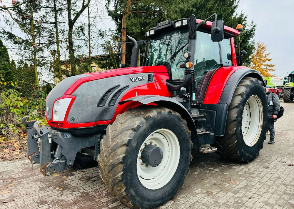 Valtra T213 - جرار: صور 3 Valtra T213 - جرار: صور 3