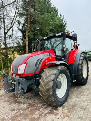 Valtra T213 - جرار: صور 1 Valtra T213 - جرار: صور 1