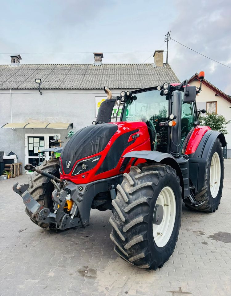 Valtra T214 ACTIVE - جرار: صور 1 Valtra T214 ACTIVE - جرار: صور 1