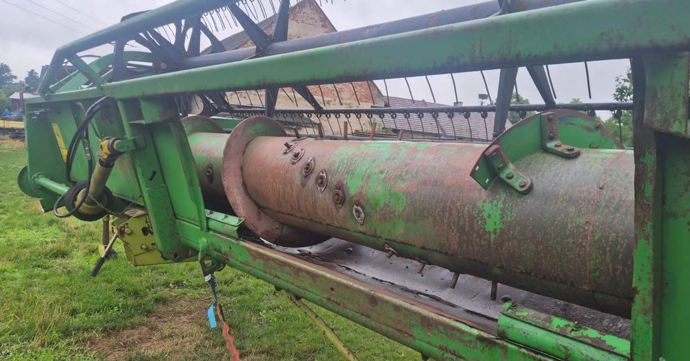 John Deere 922 - حصادة شاملة - الرأس: صور 3 John Deere 922 - حصادة شاملة - الرأس: صور 3