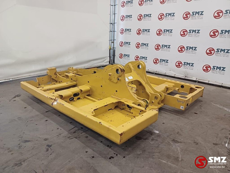 Caterpillar Frame as upp Caterpillar - الإطار/ الشاسيه - معدات المناولة: صور 3 Caterpillar Frame as upp Caterpillar - الإطار/ الشاسيه - معدات المناولة: صور 3