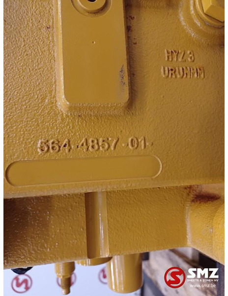 Caterpillar Gp valve control caterpillar - علم السوائل المتحركة - معدات المناولة: صور 5 Caterpillar Gp valve control caterpillar - علم السوائل المتحركة - معدات المناولة: صور 5