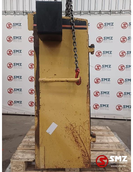 Caterpillar Occ grille D6M Caterpillar - هود: صور 3 Caterpillar Occ grille D6M Caterpillar - هود: صور 3