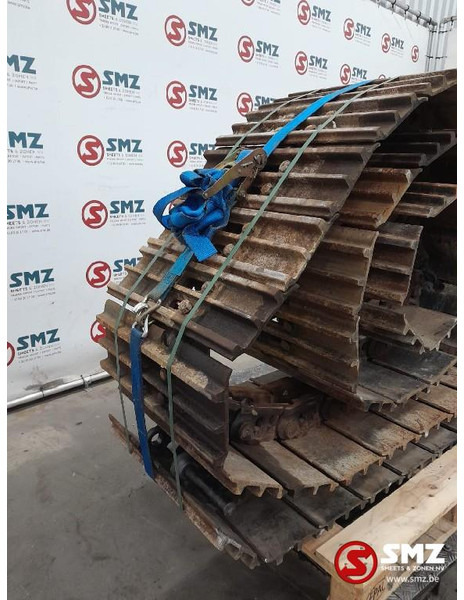 Caterpillar Occ track shoe 60 cm Caterpillar - الإطار/ الشاسيه - شاحنة: صور 3 Caterpillar Occ track shoe 60 cm Caterpillar - الإطار/ الشاسيه - شاحنة: صور 3