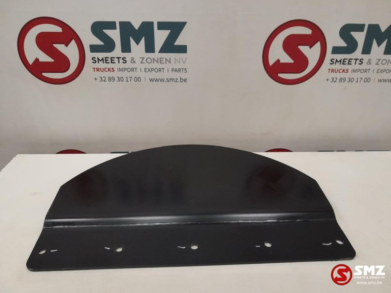 Caterpillar Swivel guard steel plate Caterpillar - الإطار/ الشاسيه - معدات المناولة: صور 3 Caterpillar Swivel guard steel plate Caterpillar - الإطار/ الشاسيه - معدات المناولة: صور 3