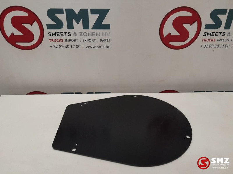 Caterpillar Travel motor guard steel plate Caterpillar - الإطار/ الشاسيه - معدات المناولة: صور 2 Caterpillar Travel motor guard steel plate Caterpillar - الإطار/ الشاسيه - معدات المناولة: صور 2