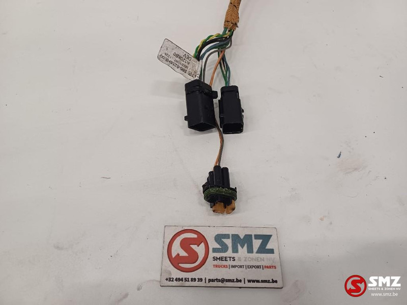 Caterpillar Wire harness Caterpillar - الكابلات/ الأسلاك - معدات المناولة: صور 4 Caterpillar Wire harness Caterpillar - الكابلات/ الأسلاك - معدات المناولة: صور 4
