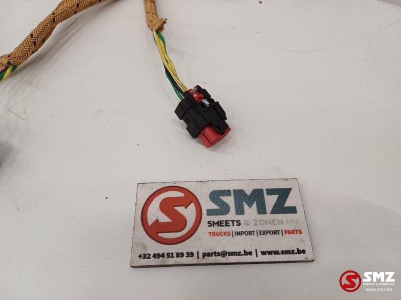 Caterpillar Wire harness Caterpillar - الكابلات/ الأسلاك - شاحنة: صور 2 Caterpillar Wire harness Caterpillar - الكابلات/ الأسلاك - شاحنة: صور 2