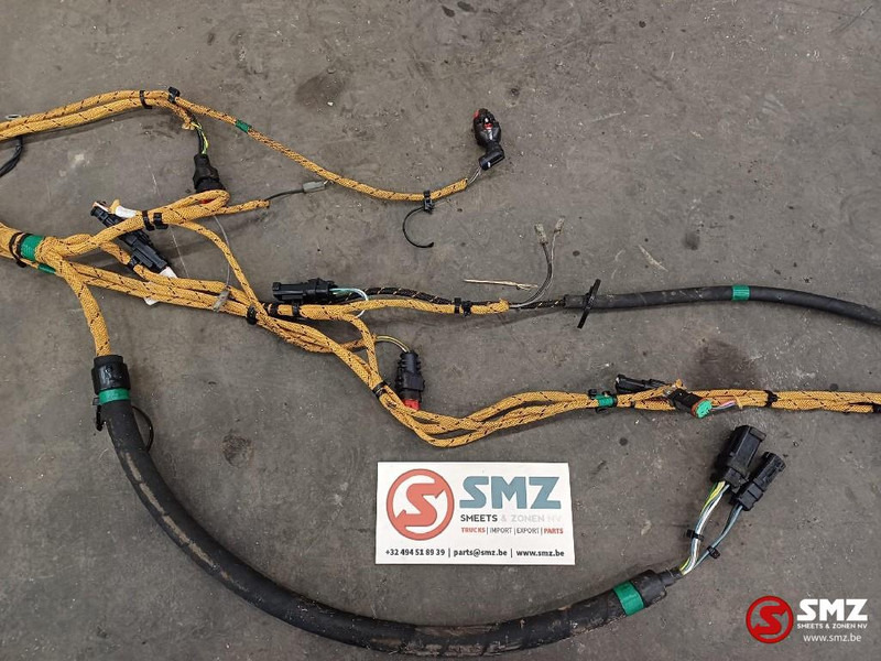 Caterpillar Wiring Harnesses Chassis / Engine / Lightning Cate - الكابلات/ الأسلاك - معدات المناولة: صور 3 Caterpillar Wiring Harnesses Chassis / Engine / Lightning Cate - الكابلات/ الأسلاك - معدات المناولة: صور 3