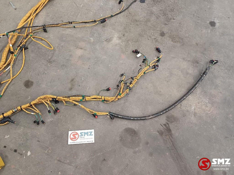 Caterpillar Wiring harness chassis Caterpillar - الكابلات/ الأسلاك - معدات المناولة: صور 4 Caterpillar Wiring harness chassis Caterpillar - الكابلات/ الأسلاك - معدات المناولة: صور 4