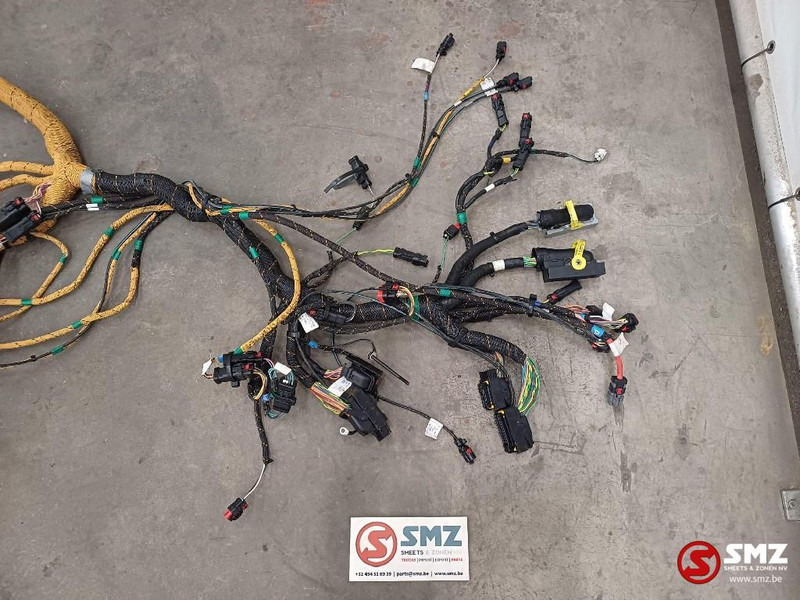 Caterpillar Wiring harness chassis Caterpillar - الكابلات/ الأسلاك - معدات المناولة: صور 5 Caterpillar Wiring harness chassis Caterpillar - الكابلات/ الأسلاك - معدات المناولة: صور 5