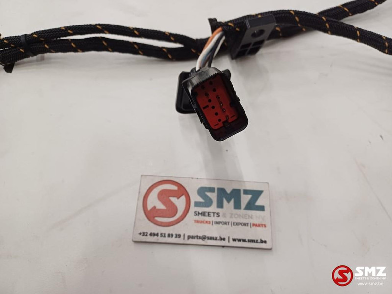 Caterpillar Wiring harness platform Caterpillar - الكابلات/ الأسلاك - معدات المناولة: صور 4 Caterpillar Wiring harness platform Caterpillar - الكابلات/ الأسلاك - معدات المناولة: صور 4