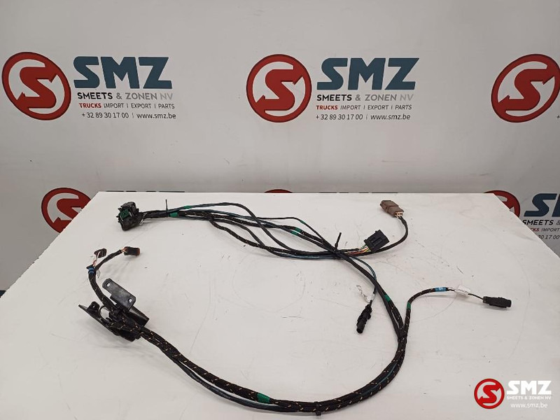 Caterpillar Wiring harnesses chassis + lightning Caterpillar - الكابلات/ الأسلاك - شاحنة: صور 1 Caterpillar Wiring harnesses chassis + lightning Caterpillar - الكابلات/ الأسلاك - شاحنة: صور 1