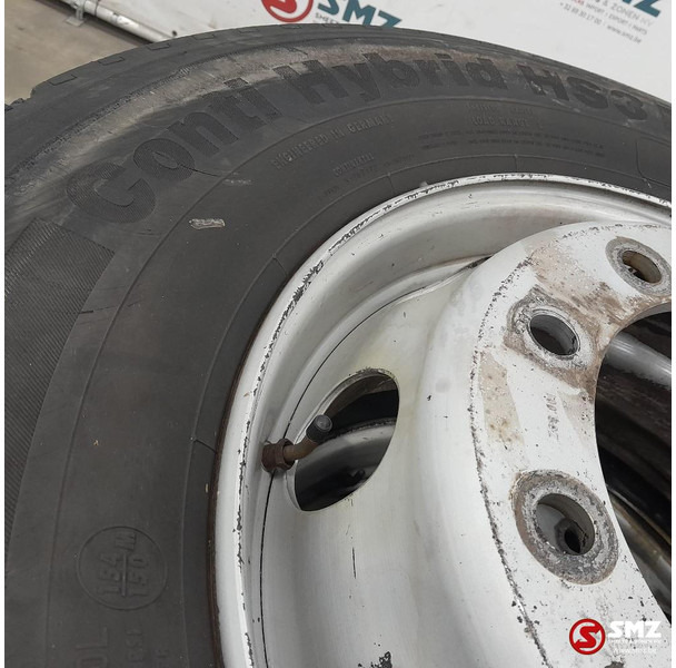 Continental Occ vrachtwagenband 315/70R22.5 156/150L Continent - الإطارات - شاحنة: صور 5 Continental Occ vrachtwagenband 315/70R22.5 156/150L Continent - الإطارات - شاحنة: صور 5