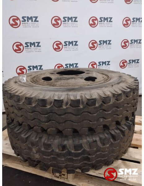 Continental Occ vrachtwagenband Continental 8.25-20 - الإطارات - شاحنة: صور 1 Continental Occ vrachtwagenband Continental 8.25-20 - الإطارات - شاحنة: صور 1
