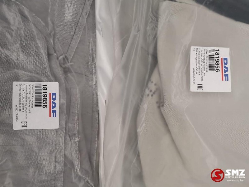 DAF Bekledingshoes matras DAF XF 105 - الكابينة والداخلية - شاحنة: صور 2 DAF Bekledingshoes matras DAF XF 105 - الكابينة والداخلية - شاحنة: صور 2