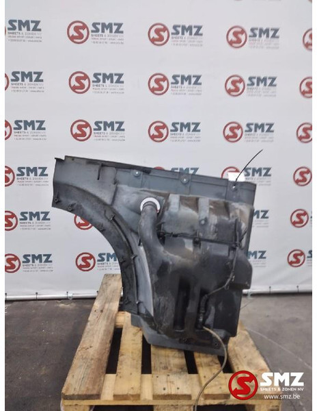 DAF Occ opstapbak links DAF XF95 1656923 - الكابينة والداخلية - شاحنة: صور 2 DAF Occ opstapbak links DAF XF95 1656923 - الكابينة والداخلية - شاحنة: صور 2