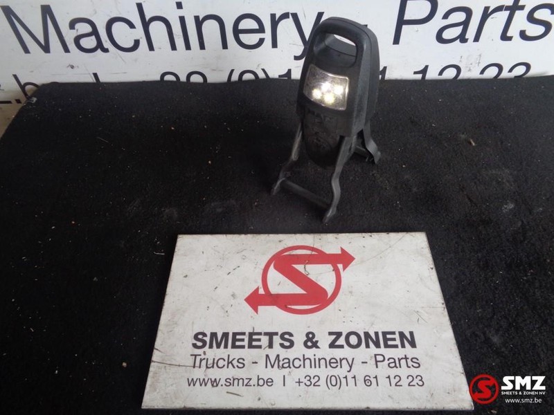 Diversen Occ draag lamp gele flits witte lamp - أضواء - شاحنة: صور 2 Diversen Occ draag lamp gele flits witte lamp - أضواء - شاحنة: صور 2