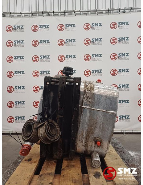 Diversen Occ hydraulische tank HT-200 Hydraultankar - خزان هيدروليكي - شاحنة: صور 2 Diversen Occ hydraulische tank HT-200 Hydraultankar - خزان هيدروليكي - شاحنة: صور 2