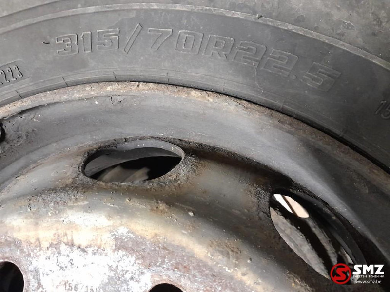 Diversen Occ vrachtwagenband 315/70R22.5 154/150L Debica - الإطارات - شاحنة: صور 3 Diversen Occ vrachtwagenband 315/70R22.5 154/150L Debica - الإطارات - شاحنة: صور 3