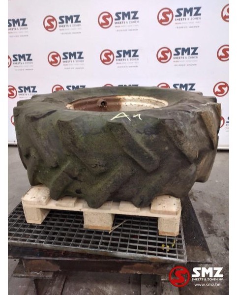 Goodyear Occ Band 16.9R24 Goodyear super traction - الإطارات - شاحنة: صور 1 Goodyear Occ Band 16.9R24 Goodyear super traction - الإطارات - شاحنة: صور 1