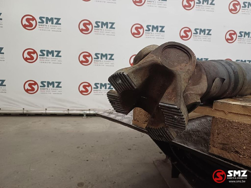 Iveco Occ cardanas Iveco - نصف رمح - شاحنة: صور 3 Iveco Occ cardanas Iveco - نصف رمح - شاحنة: صور 3