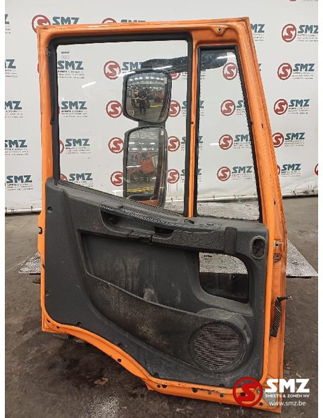 Iveco Occ deur links Iveco - باب و قطع الغيار - شاحنة: صور 2 Iveco Occ deur links Iveco - باب و قطع الغيار - شاحنة: صور 2