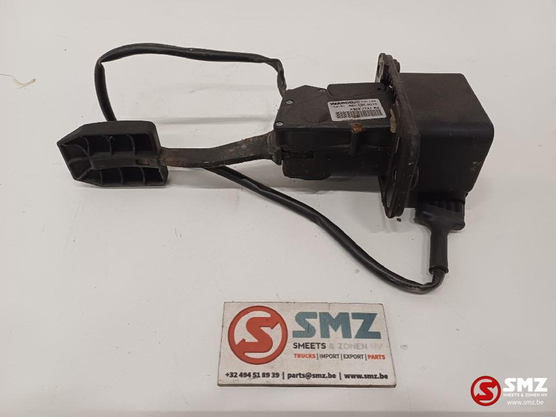 Iveco Occ gaspedaal + sensor Iveco - الكابينة والداخلية - شاحنة: صور 2 Iveco Occ gaspedaal + sensor Iveco - الكابينة والداخلية - شاحنة: صور 2