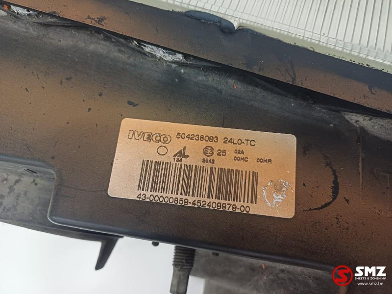 Iveco Occ koplamp rechts Iveco - كشافات - شاحنة: صور 4 Iveco Occ koplamp rechts Iveco - كشافات - شاحنة: صور 4