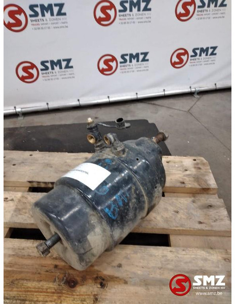 Iveco Occ remcilinder links Iveco Stralis - اسطوانة الفرامل - شاحنة: صور 1 Iveco Occ remcilinder links Iveco Stralis - اسطوانة الفرامل - شاحنة: صور 1