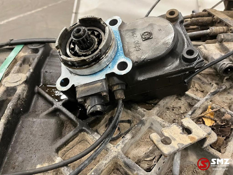 Iveco Occ versnellingsbak 6s2220td iveco - علبة التروس - شاحنة: صور 5 Iveco Occ versnellingsbak 6s2220td iveco - علبة التروس - شاحنة: صور 5