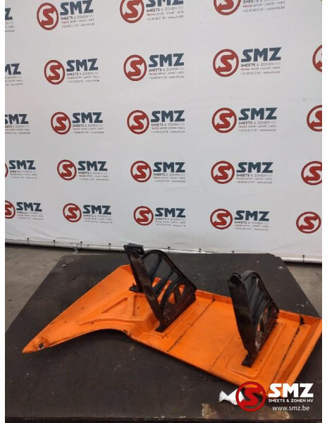 Iveco Occ zijspoiler rechts Iveco - الديناميكا الهوائية/ المفسدين - شاحنة: صور 2 Iveco Occ zijspoiler rechts Iveco - الديناميكا الهوائية/ المفسدين - شاحنة: صور 2