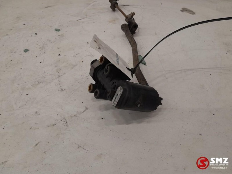 MAN Occ ECAS hoogtesensor luchtvering MAN F2000 441050 - كتلة التحكم - شاحنة: صور 2 MAN Occ ECAS hoogtesensor luchtvering MAN F2000 441050 - كتلة التحكم - شاحنة: صور 2