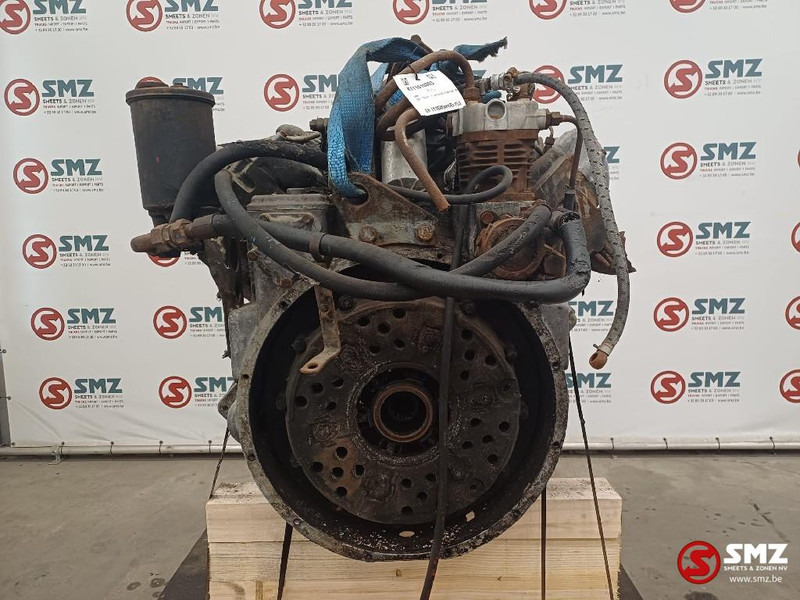 MAN Occ Motor MAN V8 - المحرك - شاحنة: صور 4 MAN Occ Motor MAN V8 - المحرك - شاحنة: صور 4