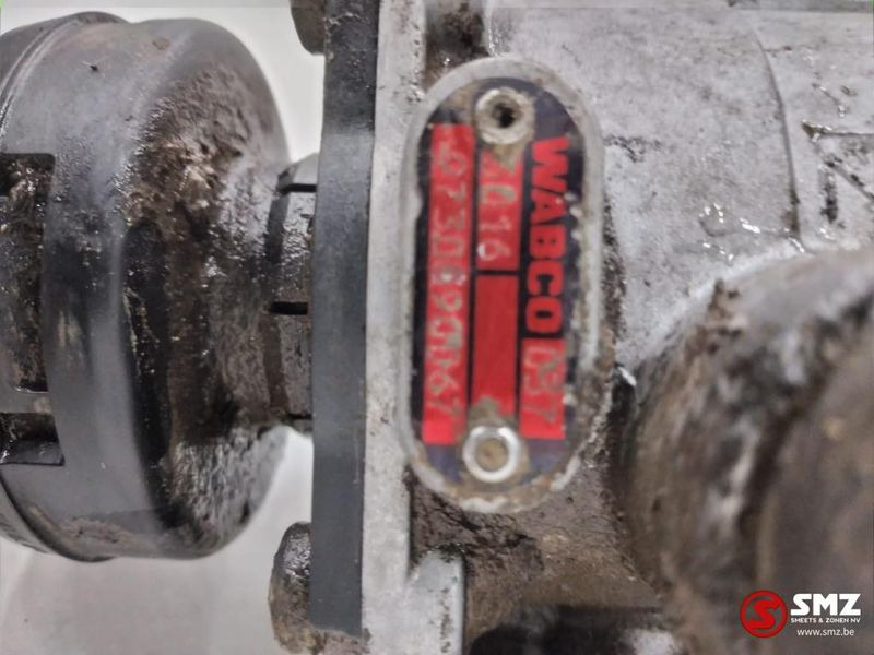 MAN Occ aanhangwagenstuurventiel MAN TGS 9730090067 - قطع الغيار - شاحنة: صور 3 MAN Occ aanhangwagenstuurventiel MAN TGS 9730090067 - قطع الغيار - شاحنة: صور 3