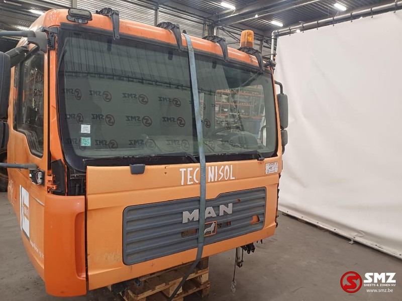 MAN Occ cabine MAN - الكابينة والداخلية - شاحنة: صور 1 MAN Occ cabine MAN - الكابينة والداخلية - شاحنة: صور 1