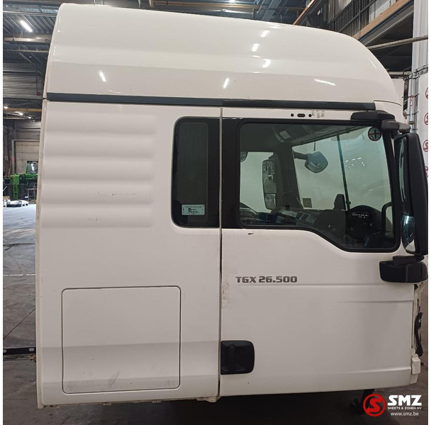MAN Occ cabine RHD MAN TGX - الكابينة والداخلية - شاحنة: صور 4 MAN Occ cabine RHD MAN TGX - الكابينة والداخلية - شاحنة: صور 4