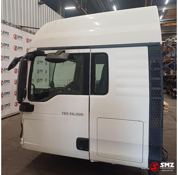 MAN Occ cabine RHD MAN TGX - الكابينة والداخلية - شاحنة: صور 3 MAN Occ cabine RHD MAN TGX - الكابينة والداخلية - شاحنة: صور 3