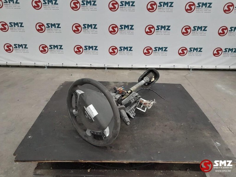 MAN Occ complete stuurkolom MAN TGX 81462136231 - قيادة السيارة - شاحنة: صور 1 MAN Occ complete stuurkolom MAN TGX 81462136231 - قيادة السيارة - شاحنة: صور 1