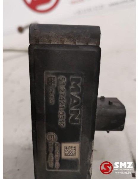 MAN Occ koelvloeistof temperatuur sensor MAN TGX - مِکشاف - شاحنة: صور 2 MAN Occ koelvloeistof temperatuur sensor MAN TGX - مِکشاف - شاحنة: صور 2