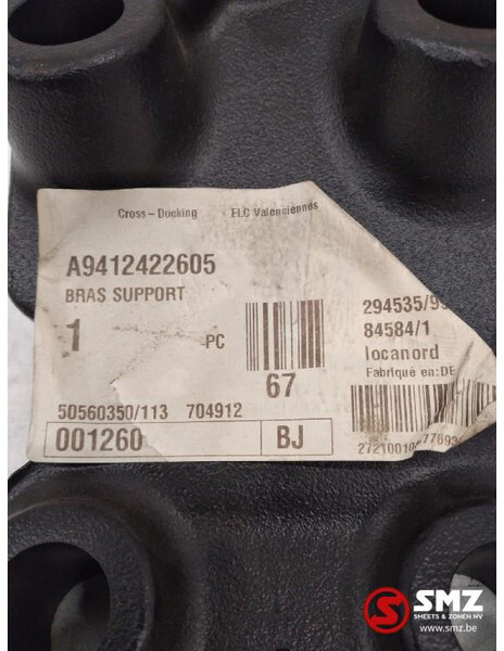 Mercedes-Benz Motorsteun links mercedes actros - كرسي مكينة - شاحنة: صور 4 Mercedes-Benz Motorsteun links mercedes actros - كرسي مكينة - شاحنة: صور 4